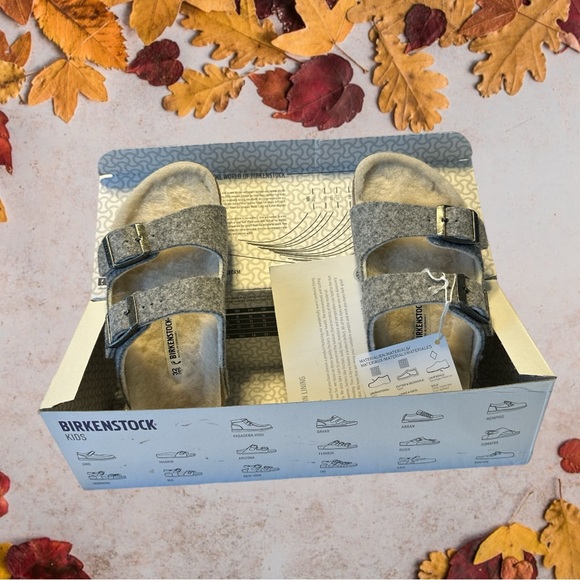 Birkenstock Other - Birkenstock Kids Lambskin Lining Size 32 NWT (US Girls 1-1.5)